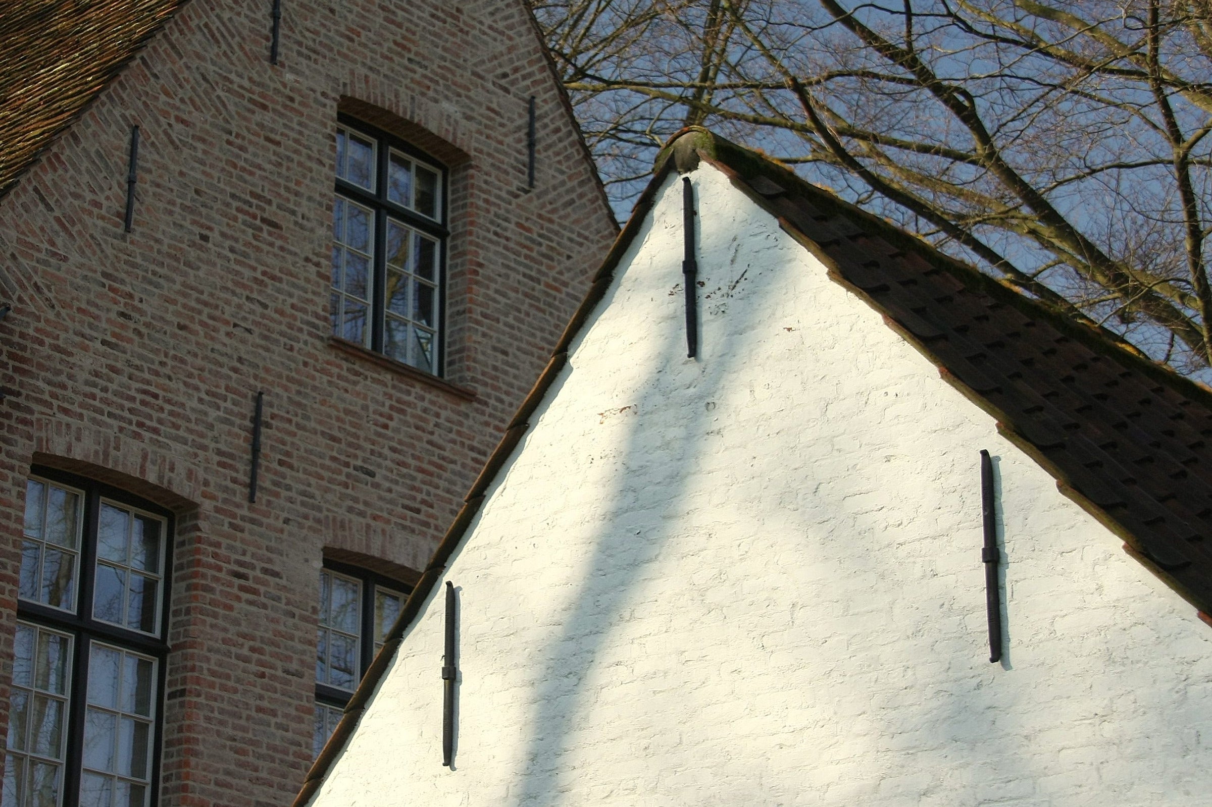Fassadenschmuck & Wetterschutz