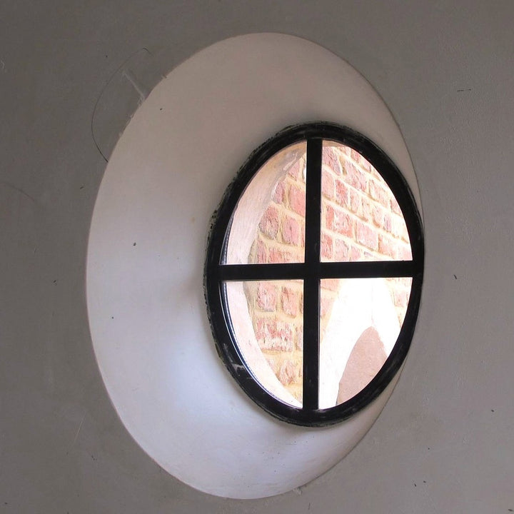 Ochsenaugenfenster aus Stahl