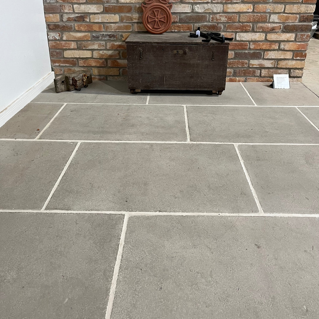 Natursteinboden "Modena"